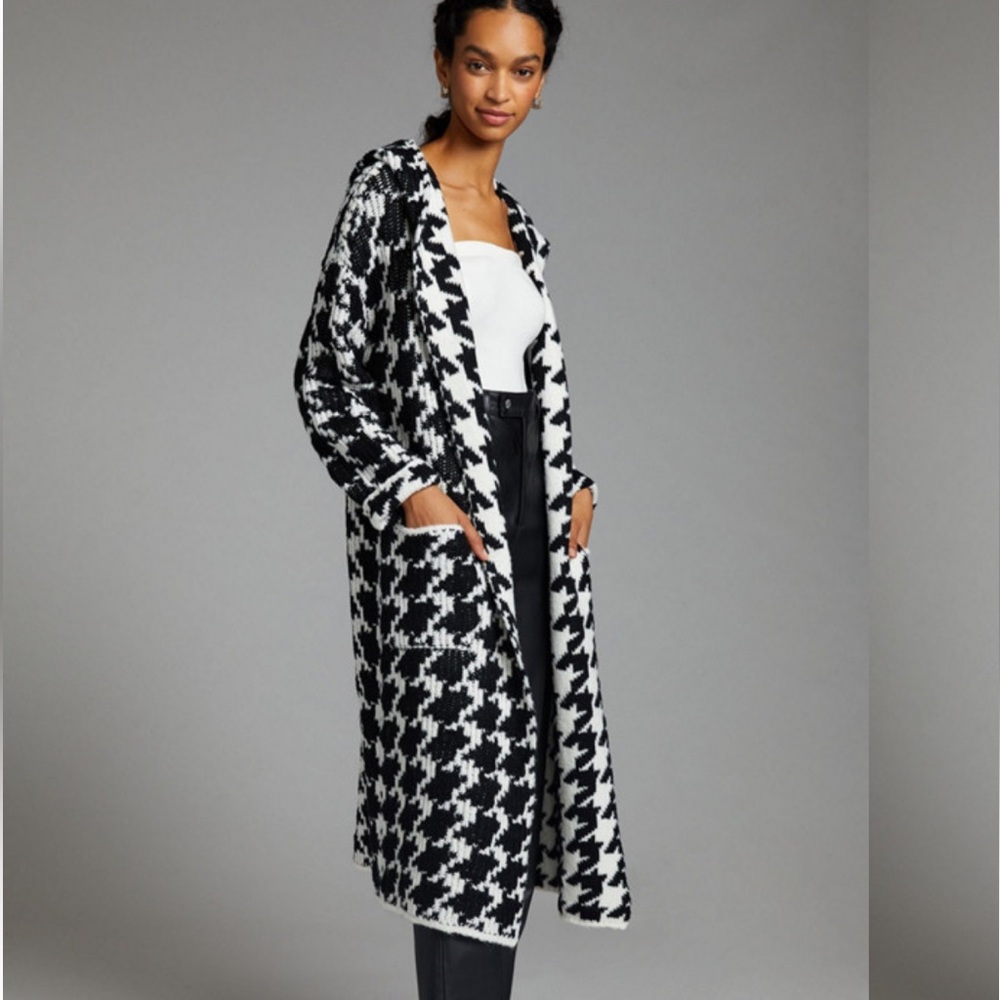 Black and White Houndstooth Long Sweater Coat